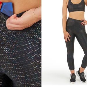 SPANX Metallic Dot Print Active 7/8 - sz Large